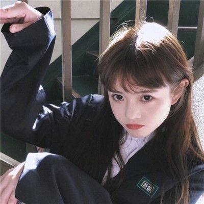 一个退休独居女性的转变:当我成为我 | 凹凸镜